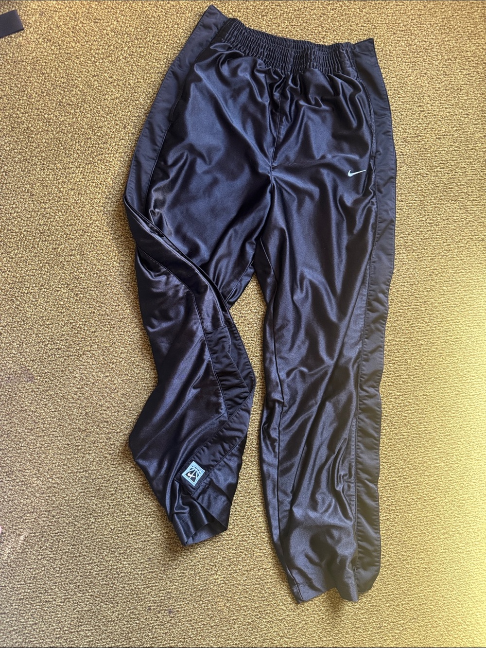 Nike Black SZ M Tear Off Pants